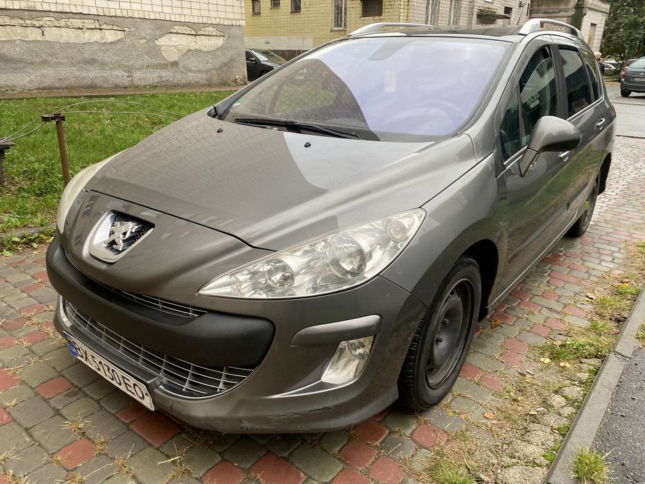 автомобіль Пежо 308 1.6 дизель