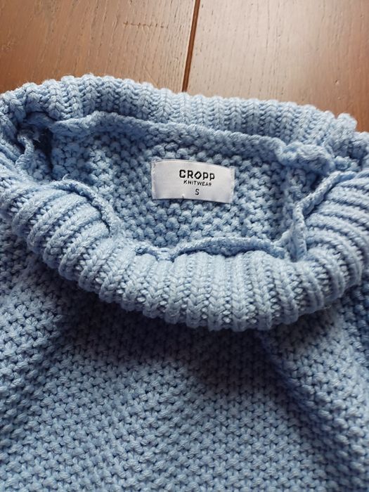 Sweter niebieski CROPP