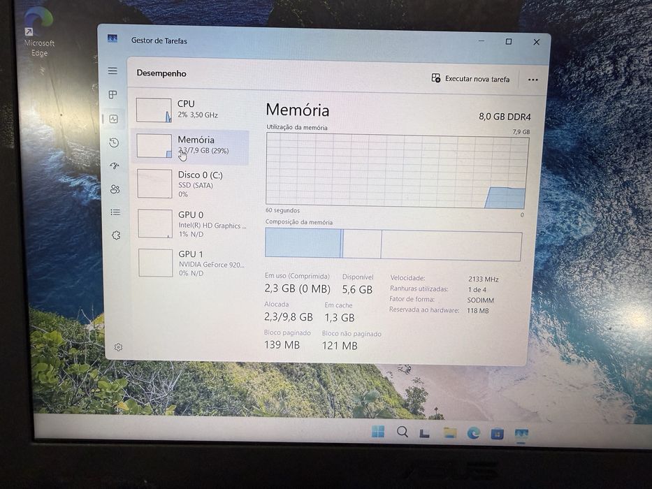Portátil Asus A541U 15.6” i7 7th 8GB RAM 250GB SSD Nvidia 920MX 2GB bateria nova