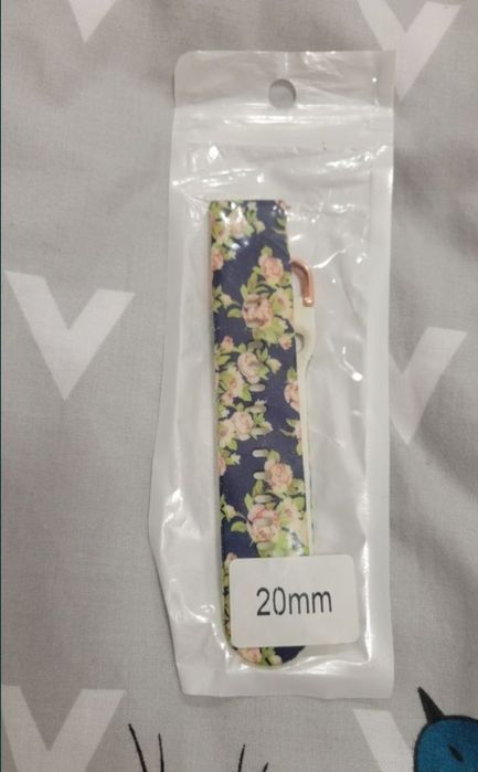 Продам часы Amazfit Bip S Lite