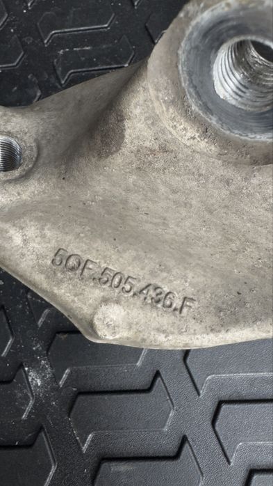 Продам задню правую цапфу Audi q3 f3 2019, 2020, 2021, 2022