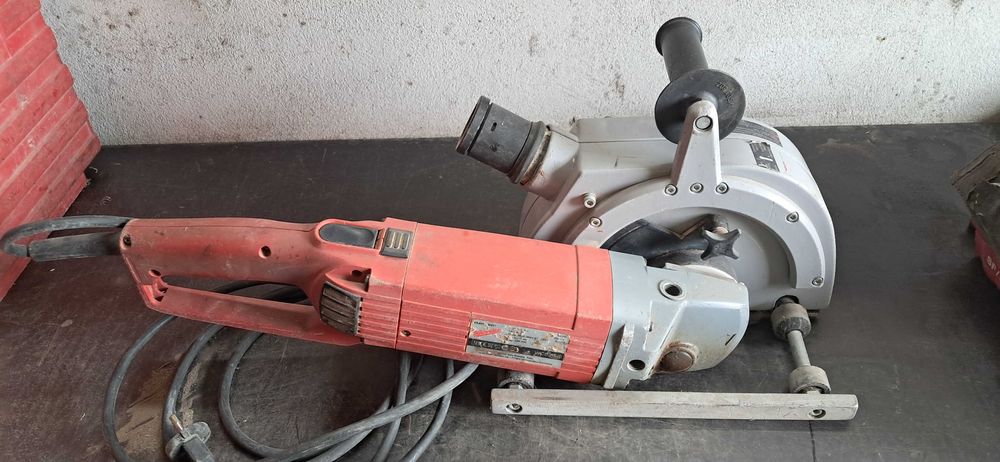 Bruzdownica Do Betonu Milwaukee