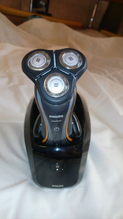 Електробритва PHILIPS SensoTouch 2D серії RQ 1100