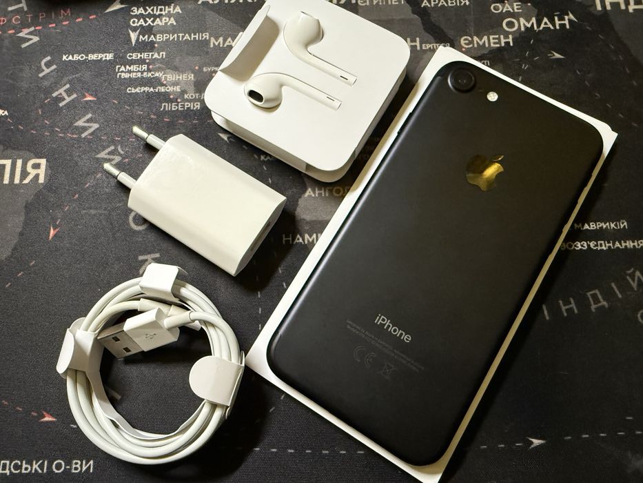 Iphone 7 black 32 gb