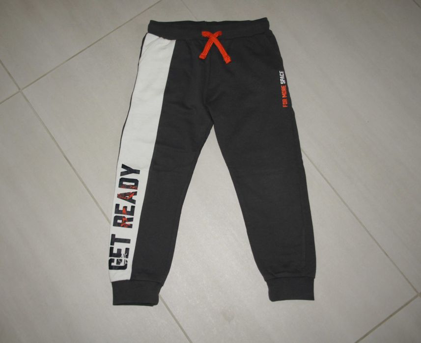 5.10.15.  grafitowe spodnie dresowe