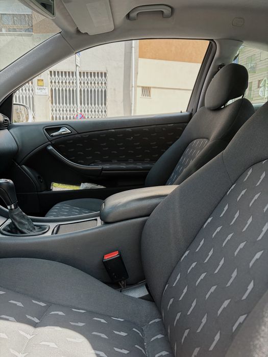 Mercedes c220 cdi 143cv otimo  estado
