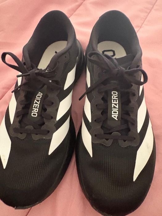 Ténis Adidas ADIZERO – Modelo Novo