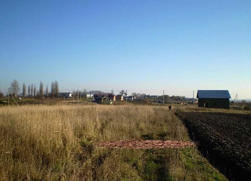 Продаю ілянка під забудовуд