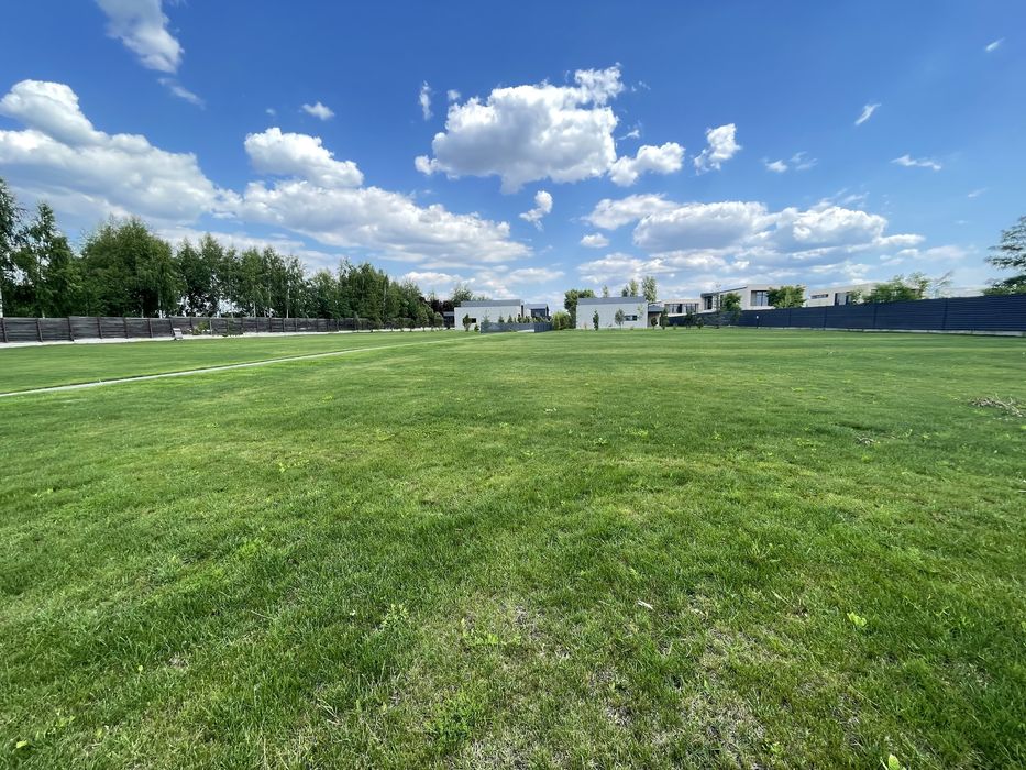 220000 Продам дом с выходом на Днепр. Вишенки Рядом золоче осокорки