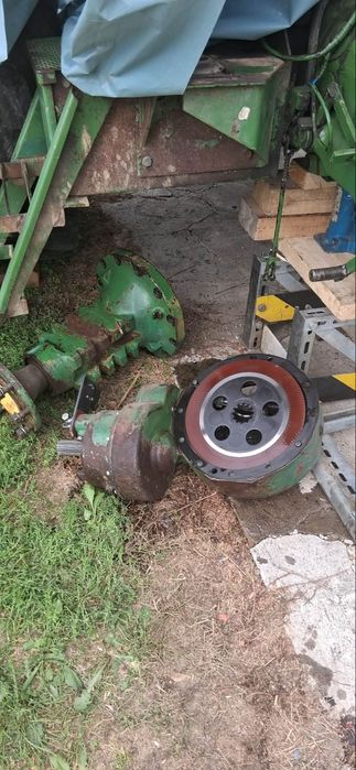 John Deere 2130 części 4x4
