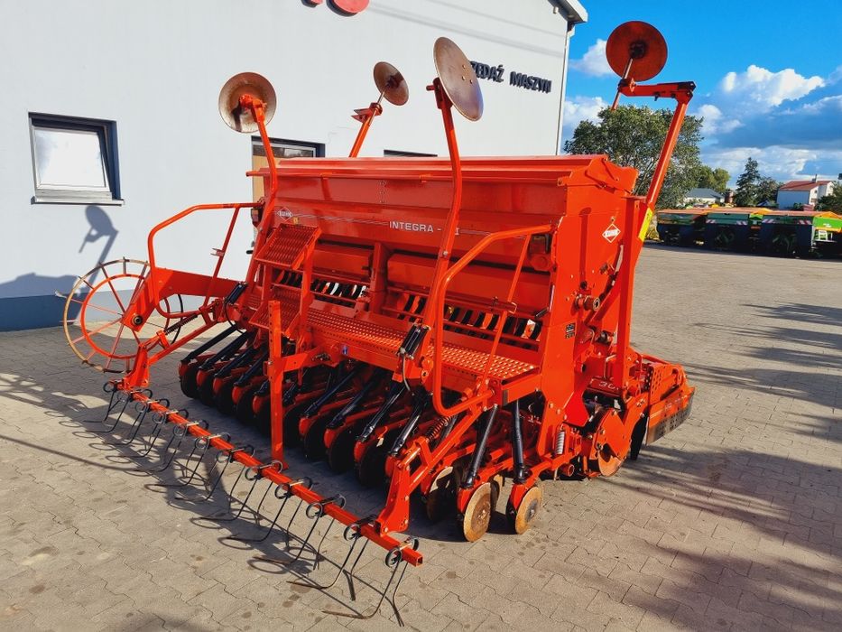 Agregat uprawowo-siewny KUHN HR3003 + Integra GII 2007r Talerzowy