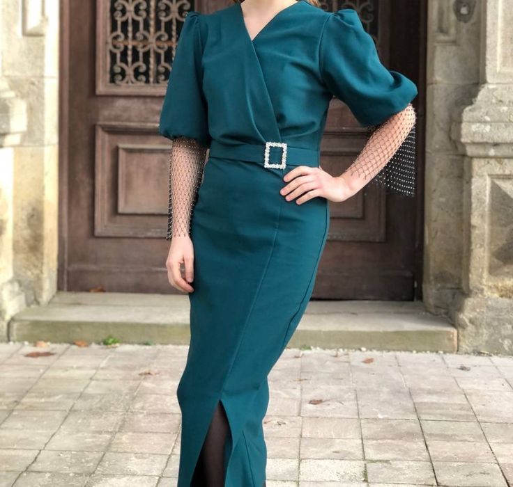 Вечірня сукня ..