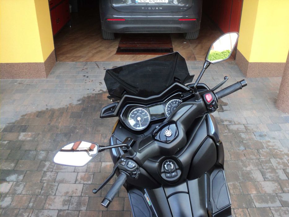 SPRZEDAM YAMAHA X MAX jak nowa z małym przebiegiem 4000km