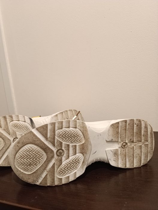 Buty sportowe damskie roz 40 Marquiiz