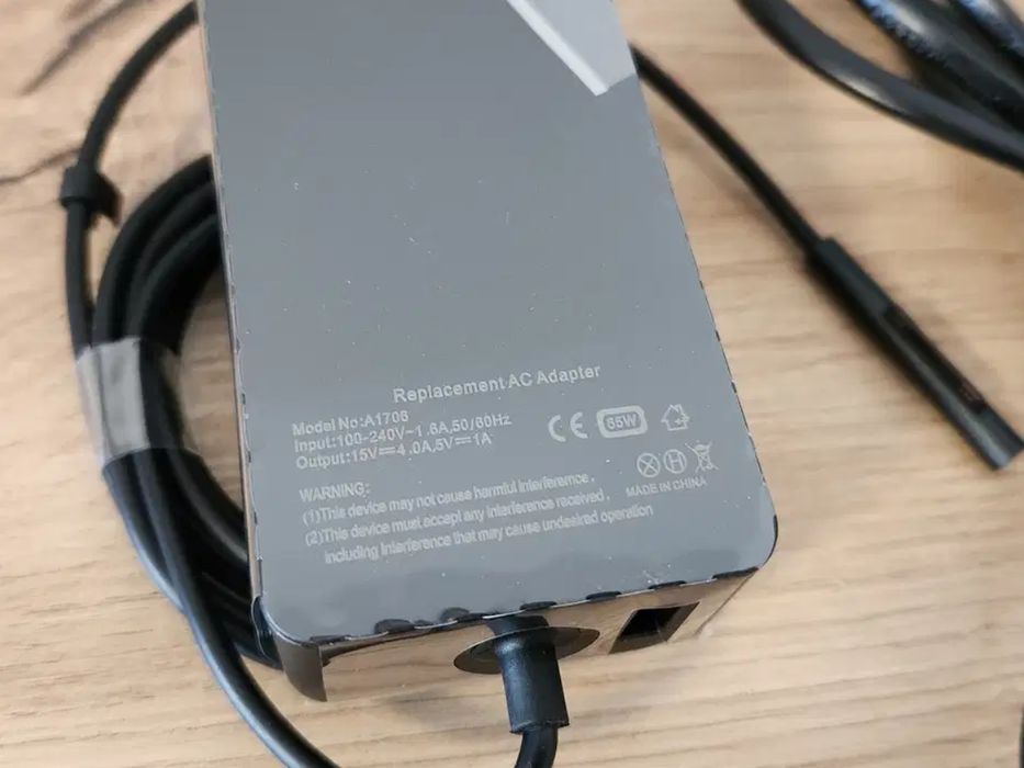 Блок живлення / зарядка Microsoft Surface Pro/Book/Laptop 65W 15V 4A