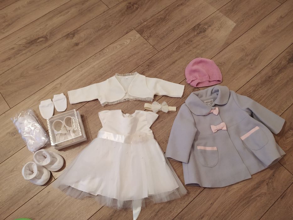 Ubranko do Chrztu Świętego dla małej dziewczynki 62r