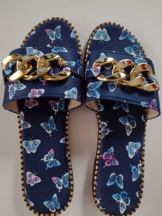 Nowe letnie klapki  r.38