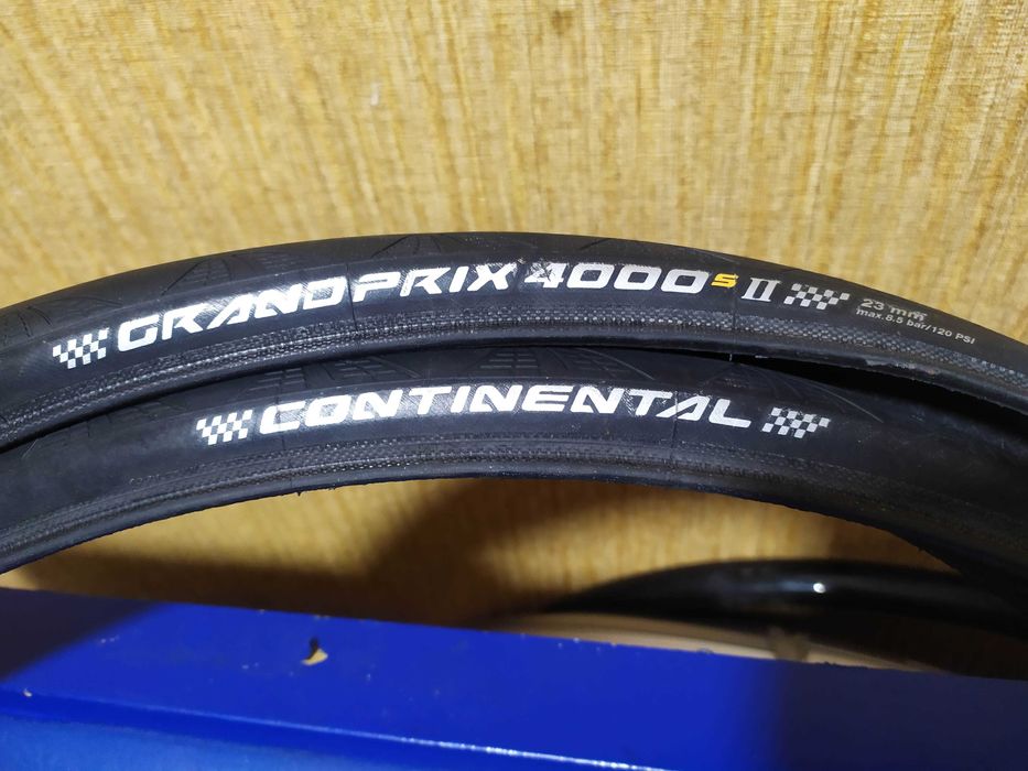 Покришка 28, Continental Grand Prix 4000 S II, 23с