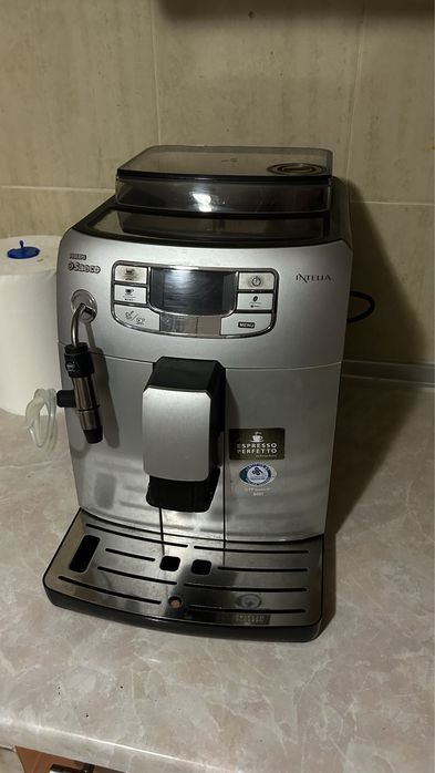 Кавомашина philips saeco intelia з капучінатором