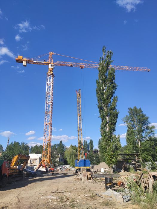 ОРЕНДА баштового крану LIEBHERR 112 EC-H