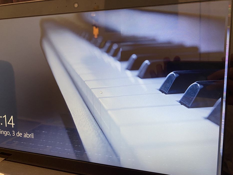 Portátil Toshiba P50-A-144