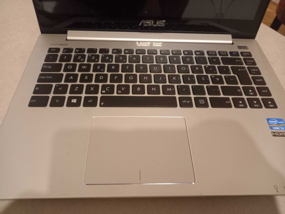 Portátil Asus Avariado
