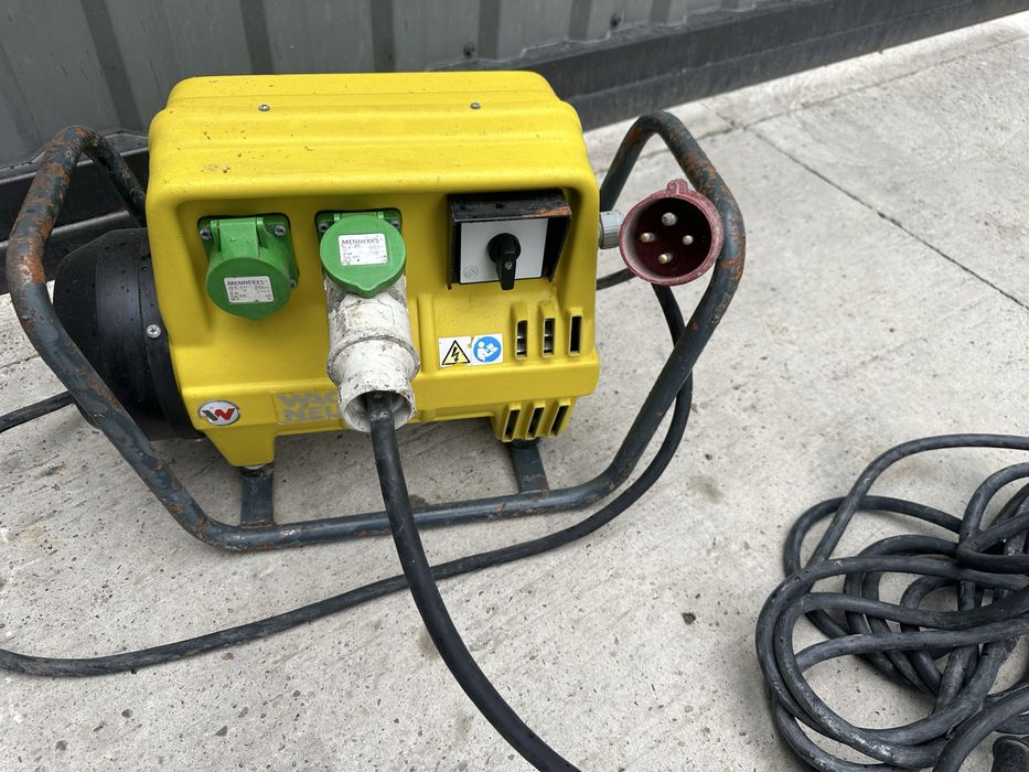 Глибинний вібратор бетону Wacker Neuson FU 1.8/2  Enar вибратор бетона