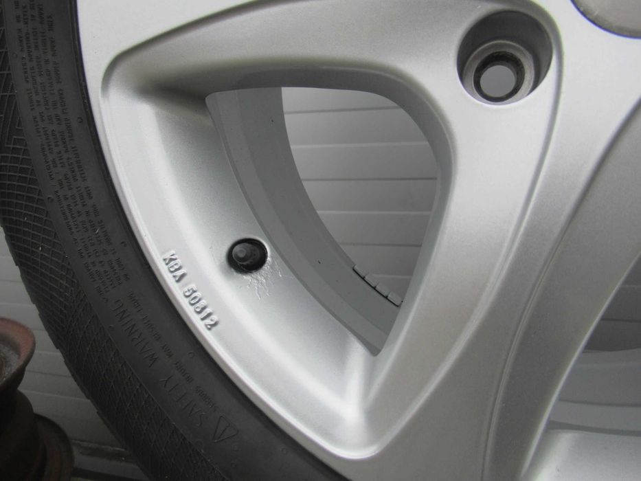 Alu+opony zima R17 OPEL INSIGNIA B ,CASCADA, 5x115 czujniki  2006