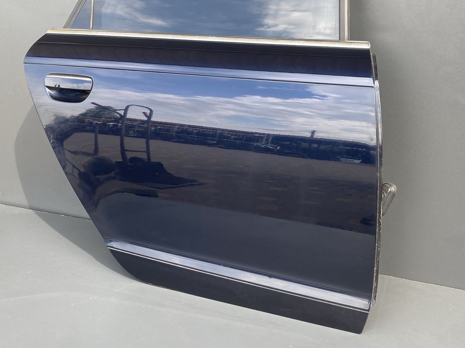 Двері задні праві Audi A6 C6 права дверка Ауді А6 С6 Розборка