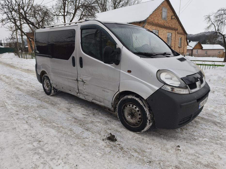 Трафік 2002 року 1.9 турбо шестиступка пасажир