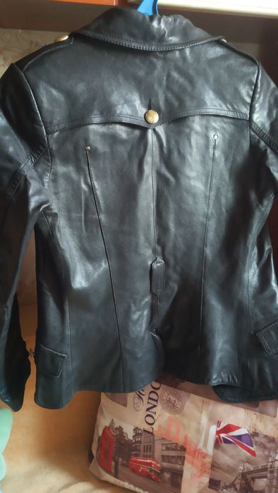 Курточка новая зимняя теплая