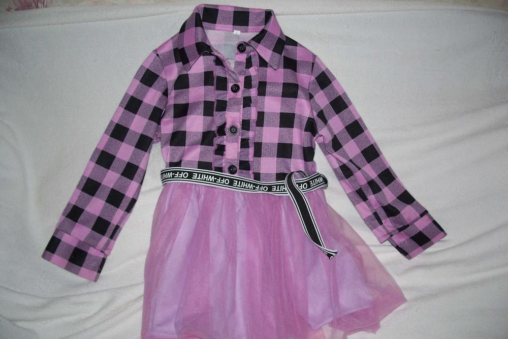 Платье нарядное возраст 3-4 года