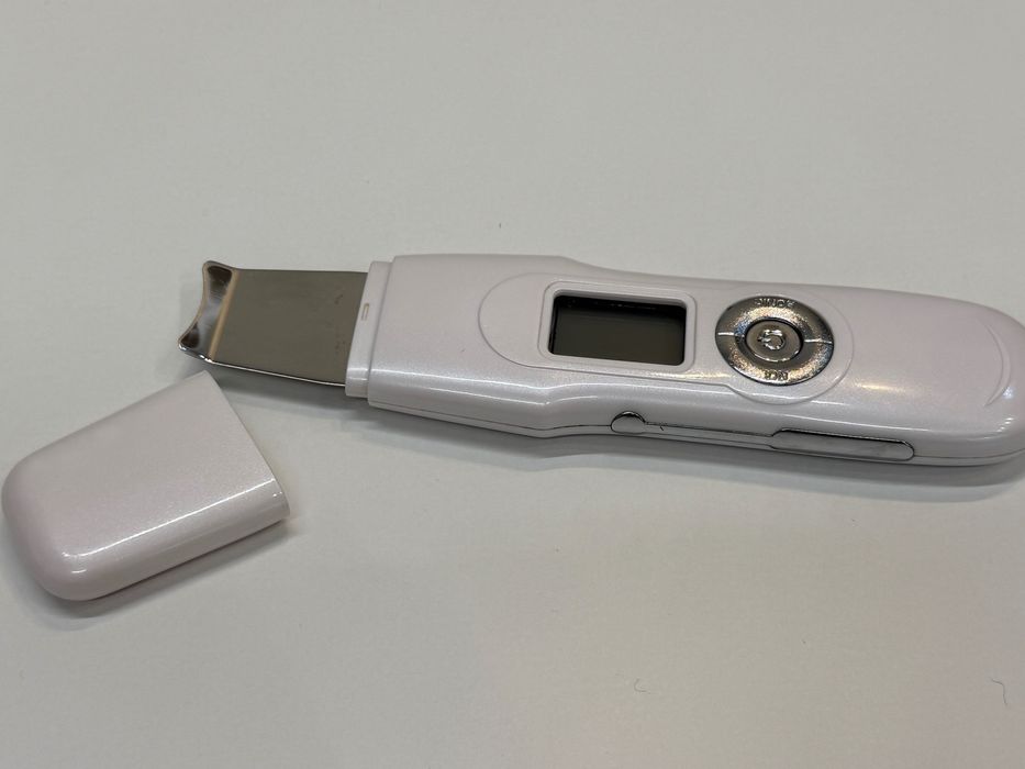 Espátula ultra-sônica para limpeza de pele
