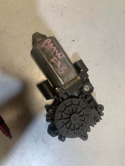 Motor vidro frente direito BMW E36