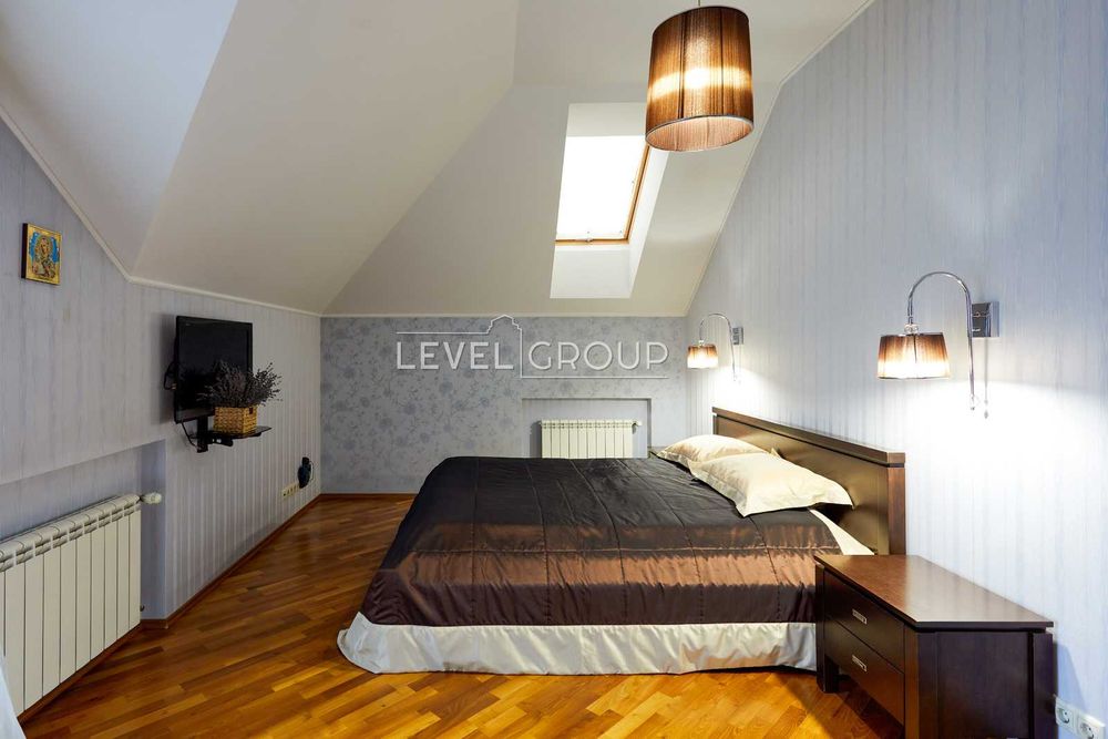 Будинок 230 м² з ремонтом, банею та гаражем, Северинівка, 10 сот, Без%
