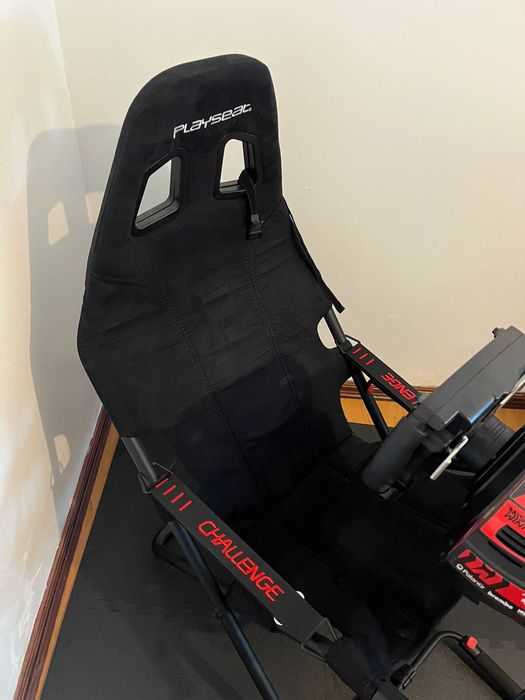 Thrustmaster T300 + Volante F1 + Playseat Challenge