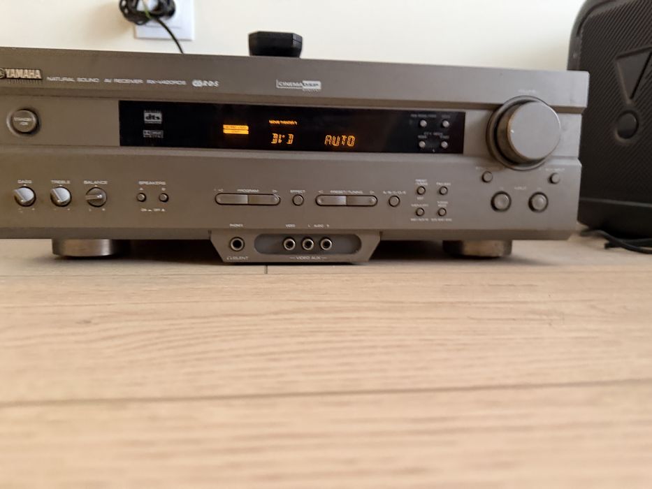 Yamaha RX-V420 RDS Natural Sound Amplituner kina domowego 5.1