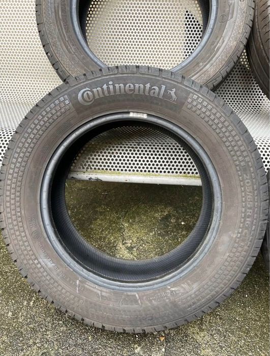 Pneus 205/65 R16 CONTINENTAL Impecáveis