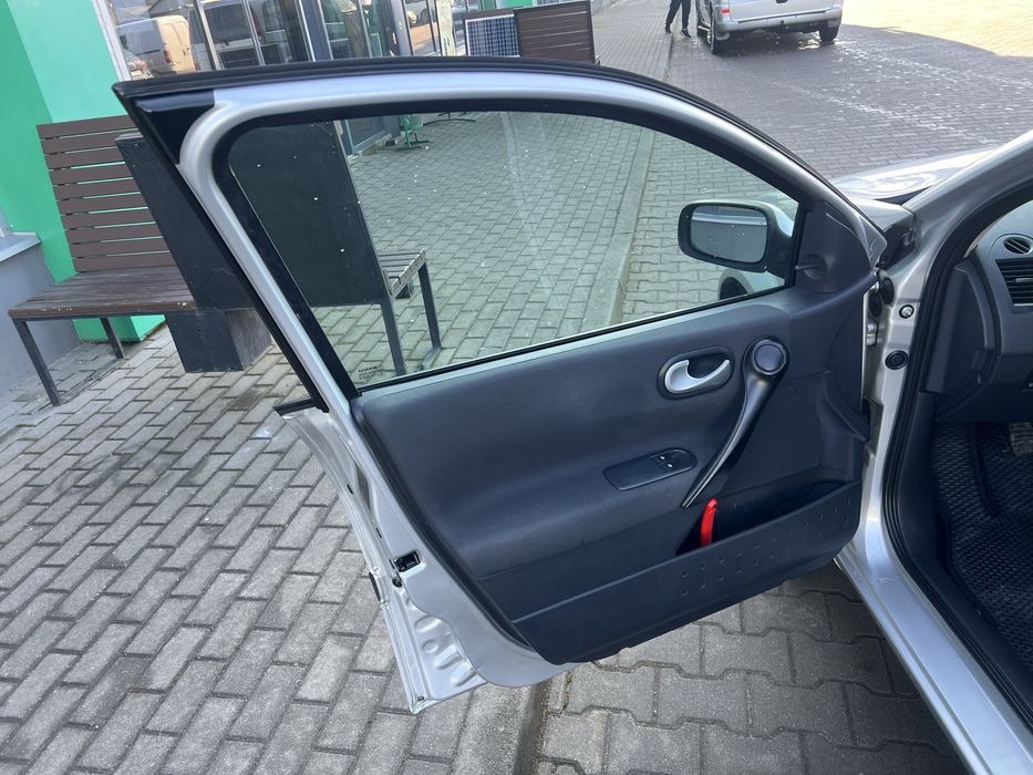 Продам Рено Меган 2 2008 року 1.5 дизель