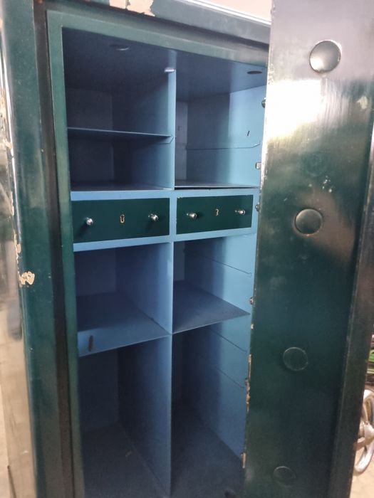 Cofre segredo americano