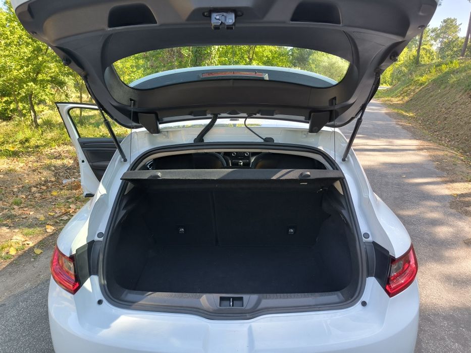 Renault Mégane 1.5 dCi Limited - 06/2017