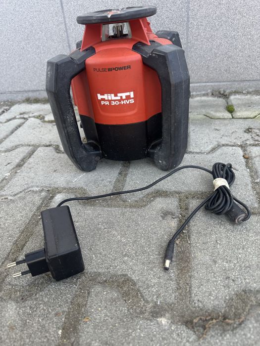 Niwelator hilti PR 30-HVS używany sprawny
