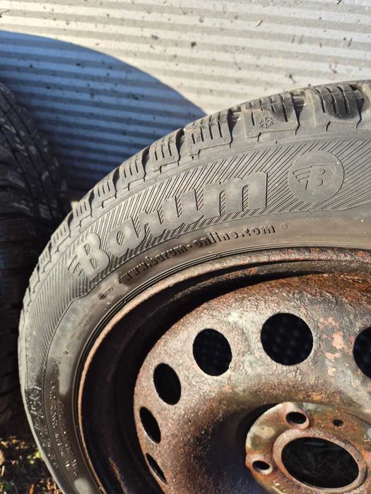 Felgi 15" z oponami zimowymi BARUM 185/55 R15 - 2 sztuki