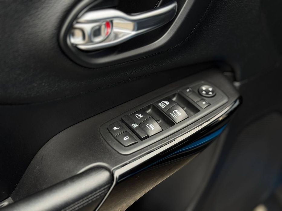 Продам Джип чарокі