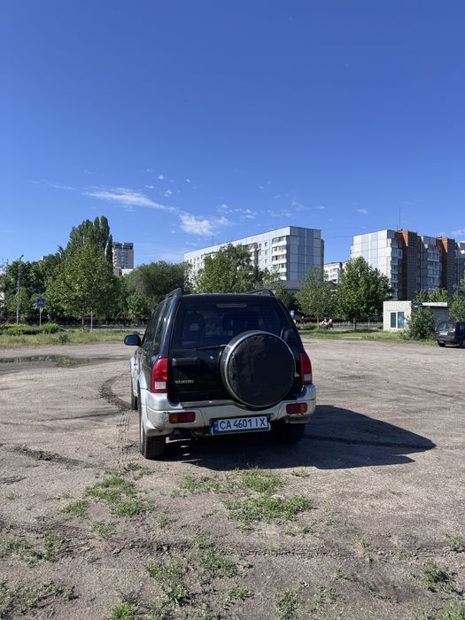 В продажу Suzuki Grand Vitara 2004