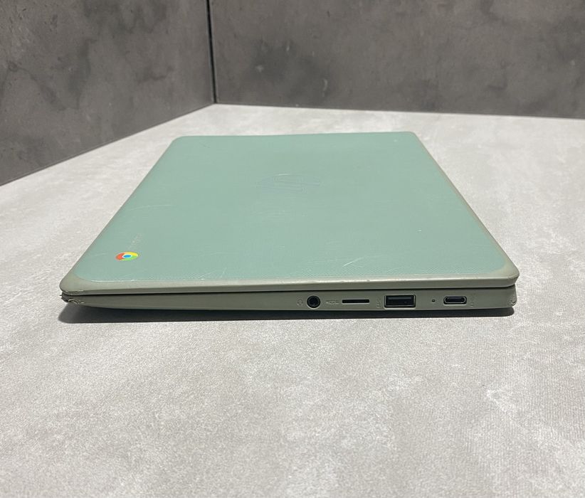 Chromebook HP 11 G8 EE 11.6" на запчастини! D947