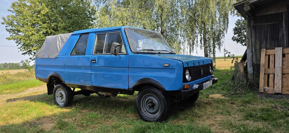 FSR TARPAN 237, 6 osobowy/ nowe części blacharskie nowa podłoga