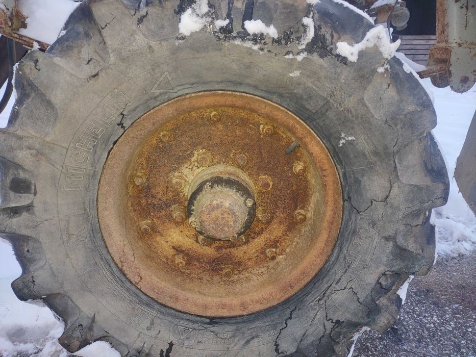 Opona 11-16 do ruskiej przyczepy