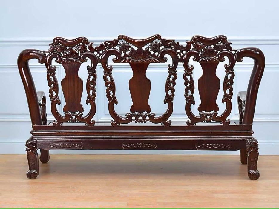 Антикварна лава у східному стилі