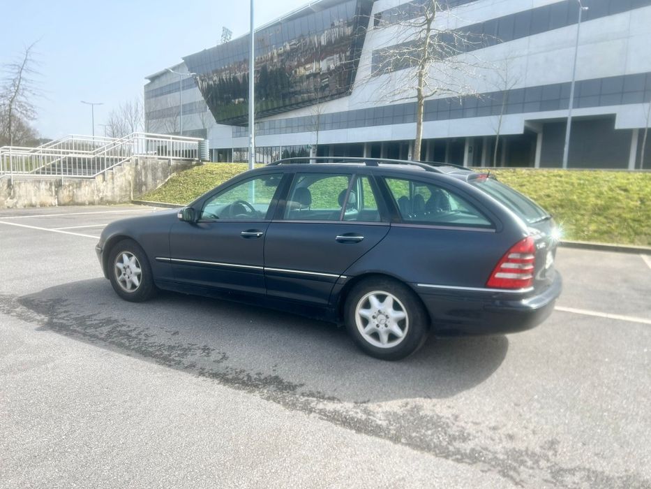 Carrinha Mercedes-Benz C220  CDI